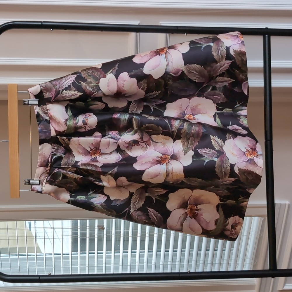 Floral A-Line Pleated Skirt